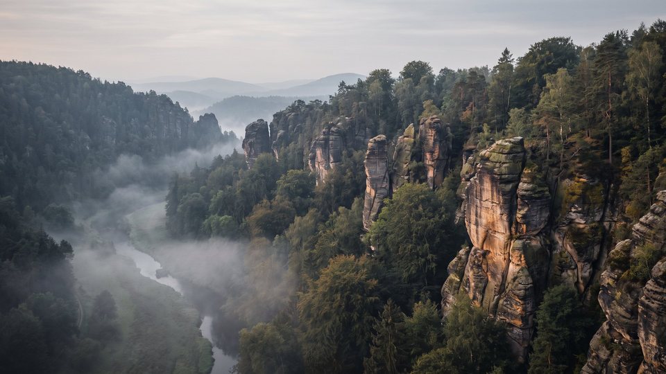 Landschaft vun der Regioun ronderëm Kordel — mat kënschtlecher Intelligenz erzeugt Bild